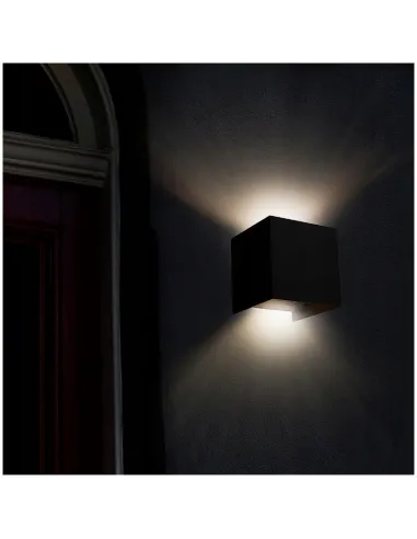 Kinkiet Zewnętrzny LED Lampa Elewacyjna Ogrodowa Ścienna IP54 RGB WiFi