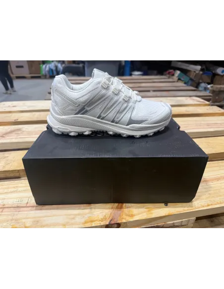 Damskie Białe Buty Trekkingowe Weightless Hydro Guard 38